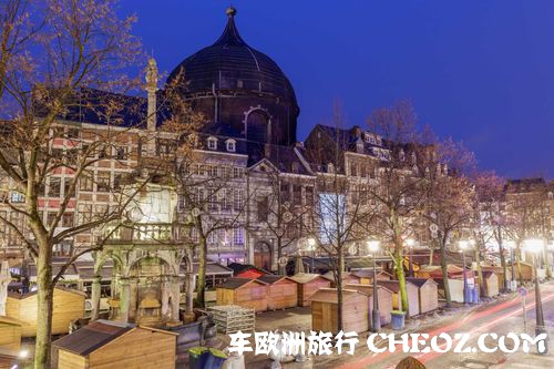 small_liege-belgium-christmas-market-shutterstock_791579782_2de150a083.jpeg