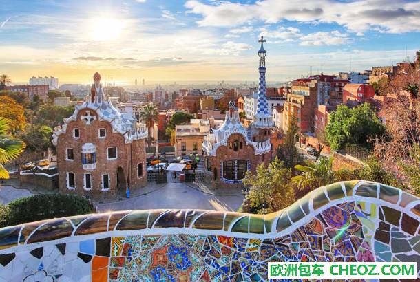 Barcelona-Parc-Guell--Best-time-to-visit-Spain--On-The-Go-Tours-354841501079821_crop_610_410.jpg