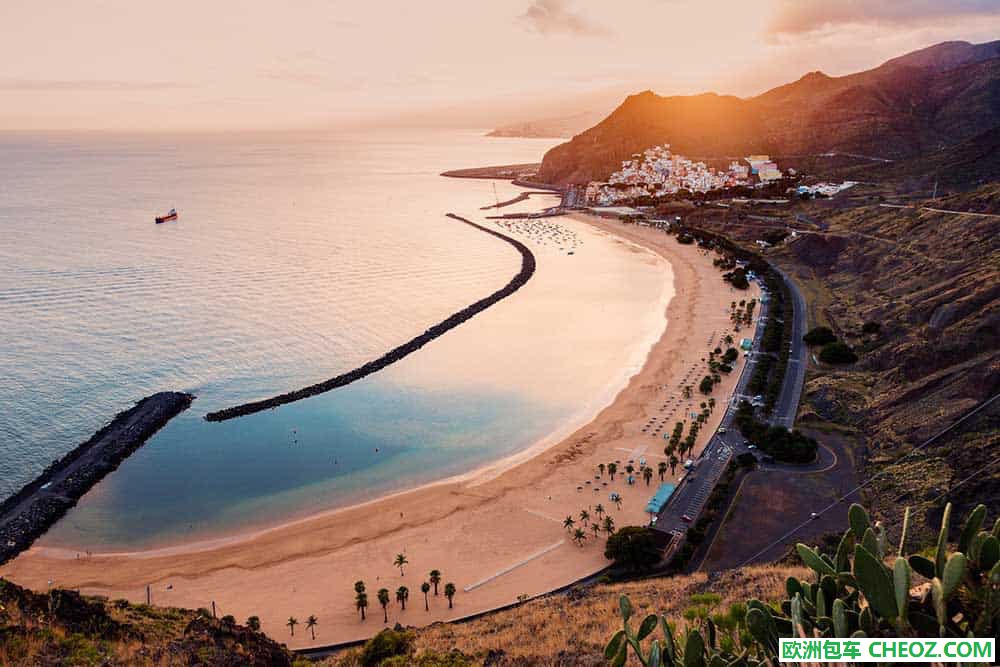 playa-de-las-teresitas-tenerife.jpg
