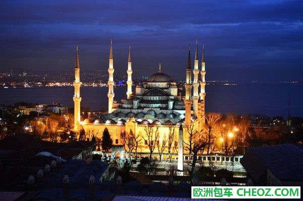blue-mosque-908510_640-e1594908575108.jpg